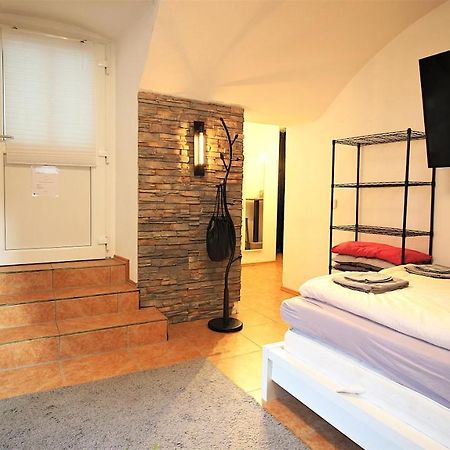 Xxx Fully Equipped Apartment Near Main Station! Wurzburgo Exterior foto