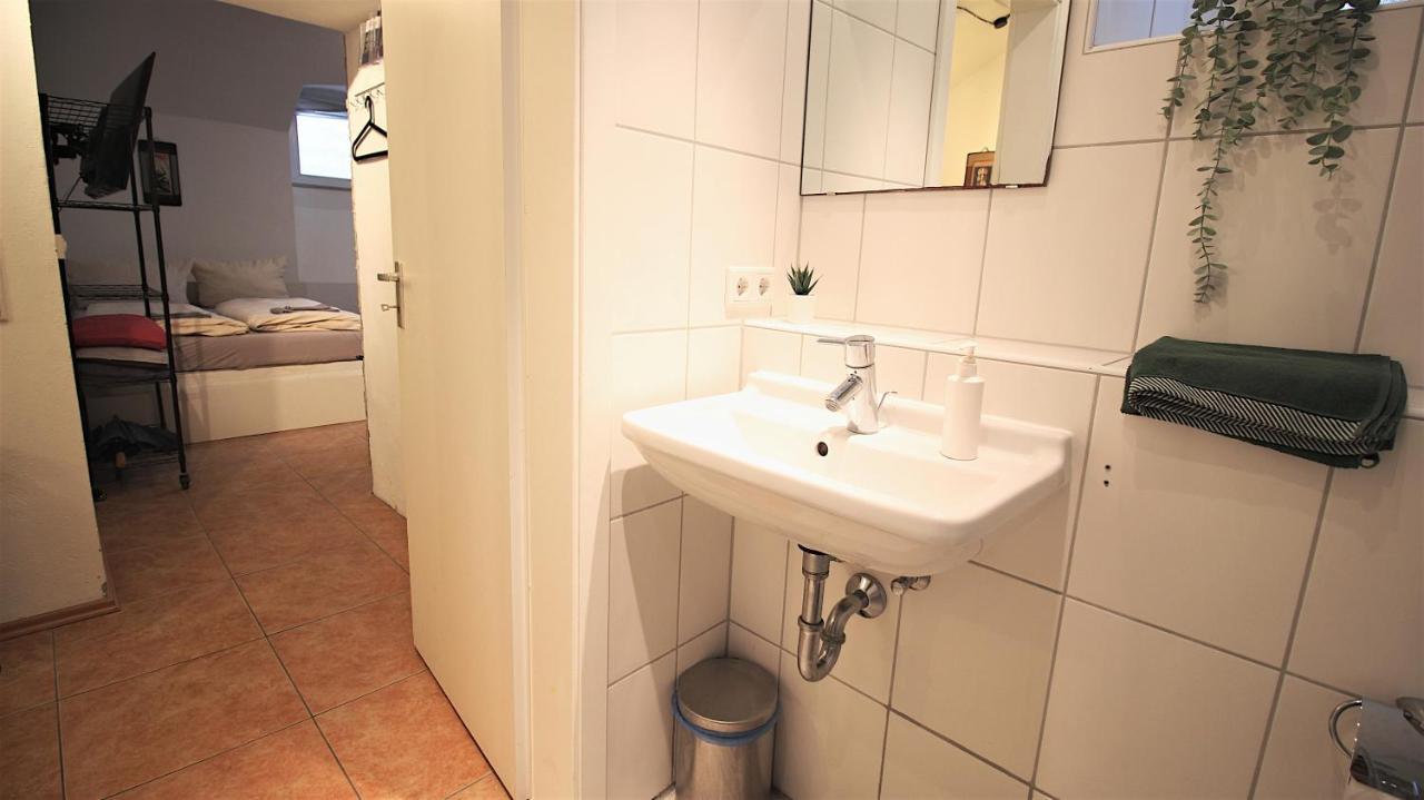 Xxx Fully Equipped Apartment Near Main Station! Wurzburgo Exterior foto